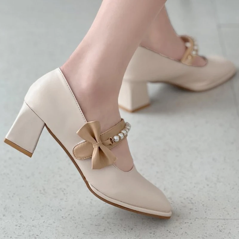 

Женские туфли с квадратным носком на высоком каблуке, дизайнерские вечерние Фли Мэри Джейн на массивном каблуке с бусинами и бантом, Новинк...