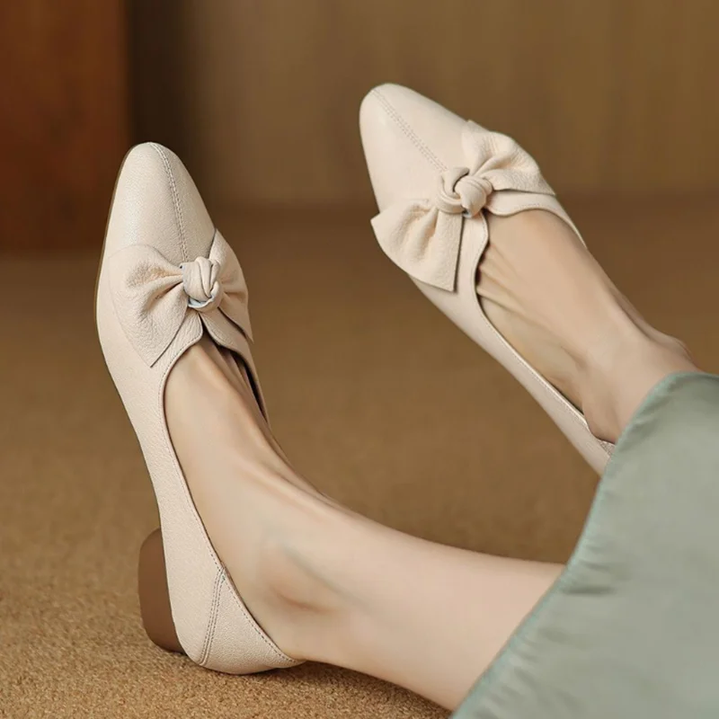 sapatos femininas женская мода с острым носком бежевые лакированные весенние туфли без