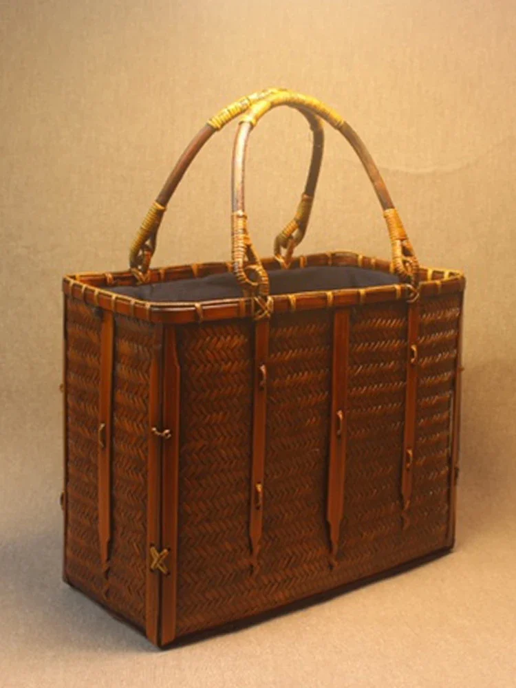 

Large lacquer bamboo handmade bag women's hand-woven bag retro beach bamboo handicraft tea set storage box