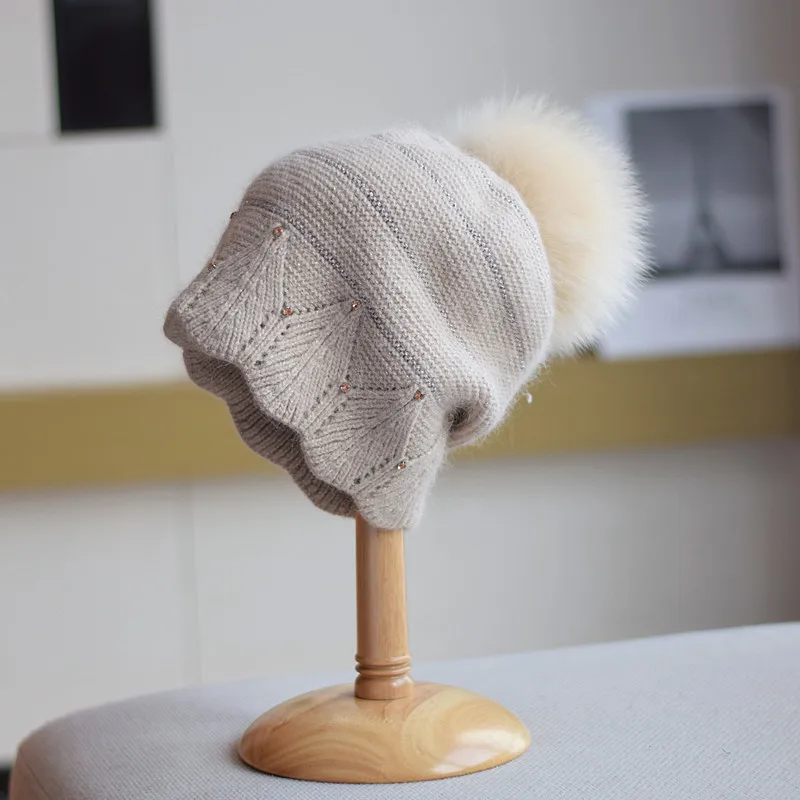 Women's Knitted Hats With Fox Fur Pom Pom Winter Warm Wool Beanies Warm Casual Women Hats Skullies Clothing Accessories