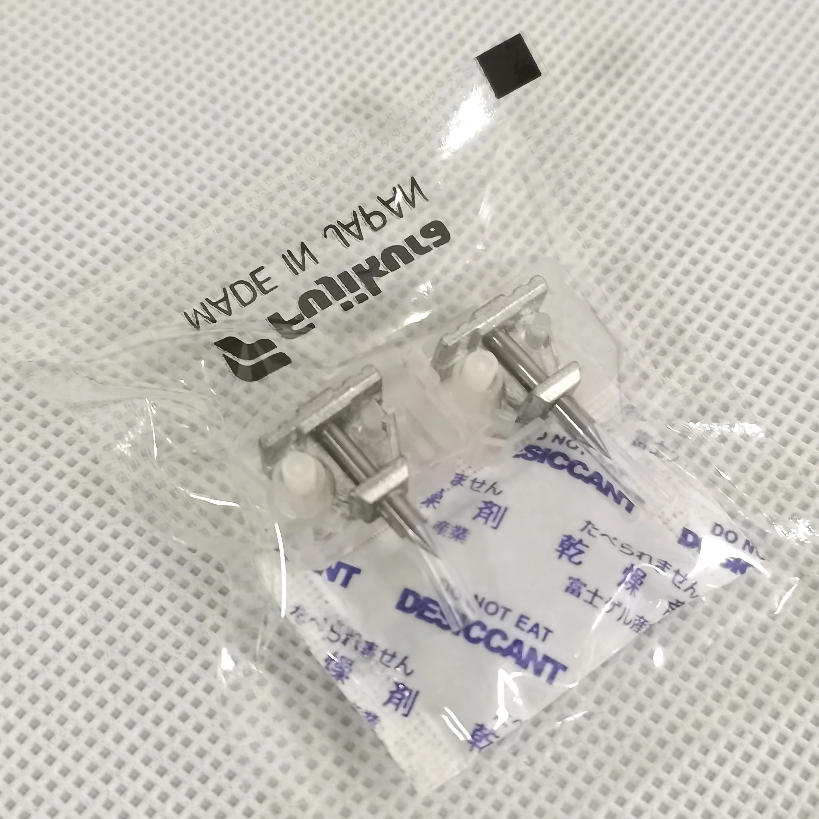 Free Shipping ELCT2-16B electrodes for 90S 88S 88R 90R 26S 27S 28S 37S 38S 41S fusion splicer welder electrodes rod for Fujikura