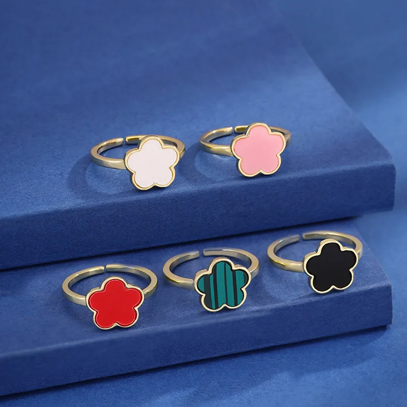 Модный счастливый цветок с пятью лепестками пятилистный клевер цветной