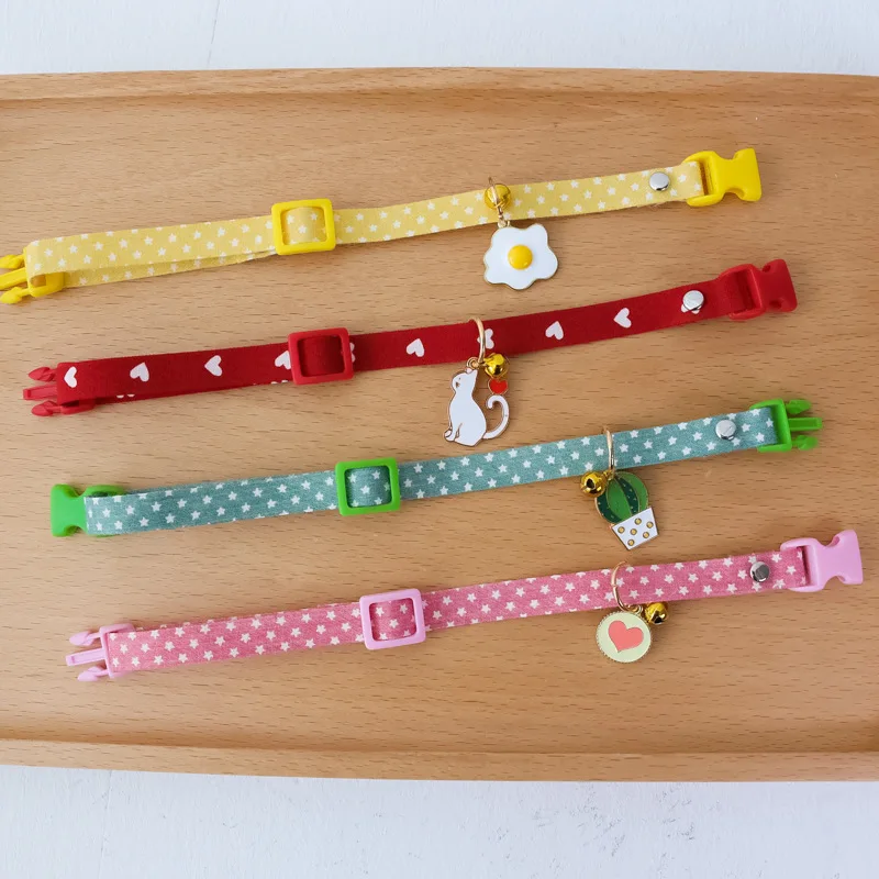 

1PCS Adjustable Cute Cat Collar Candy Color Cartoon Fashion Safety Buckle Necklace Kitten Puppy With Bells Collar Pet Supplies