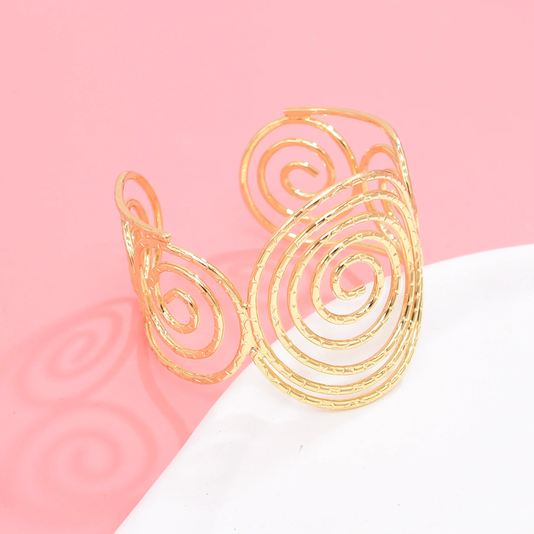 Бохо скручивающий позолоченный браслет на руку регулируемый открытый