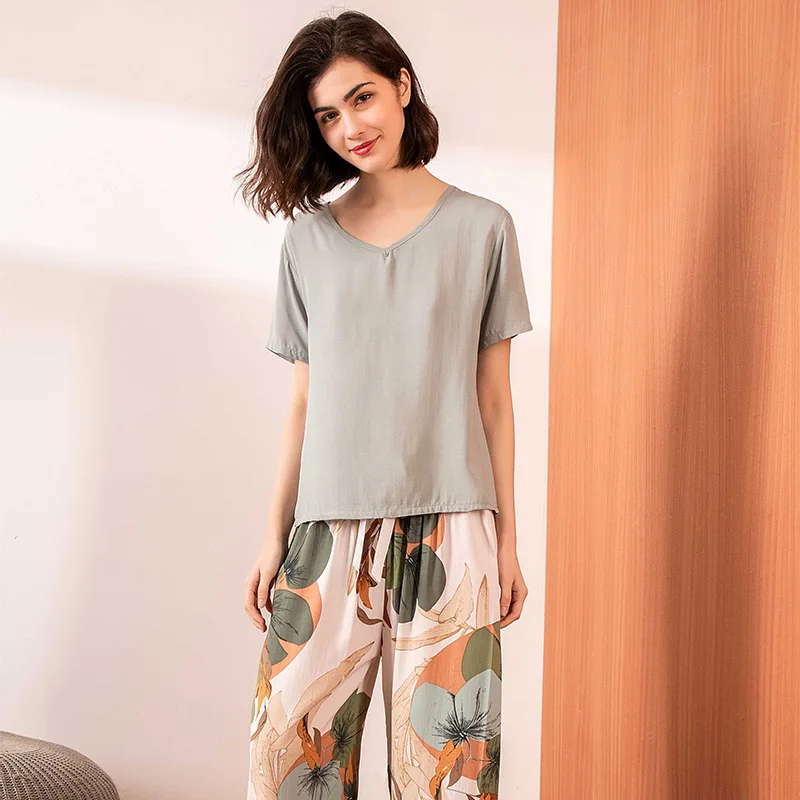 New Women V-Neck Leaves Printed Pajamas Set Ladies Comfort Simple Style Sleepwear Loose Soft Casual Wear Homewear