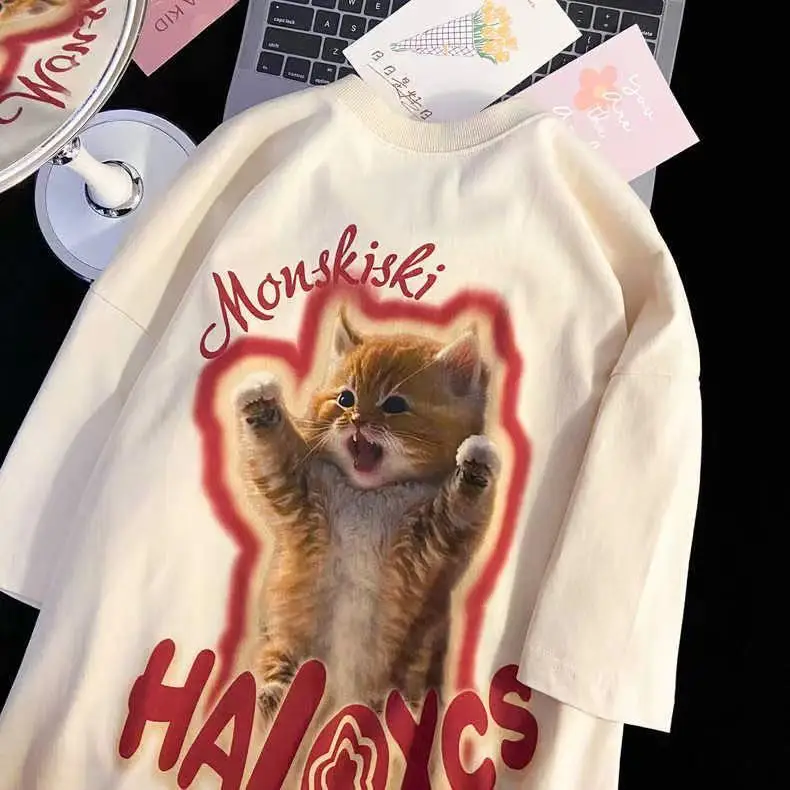

Summer retro kitten print trend graphic T-shirt for men and women loose casual hip-hop short sleeved couple Harajuku top y2k