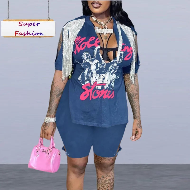 Женский костюм-двойка с принтом V-образным вырезом |