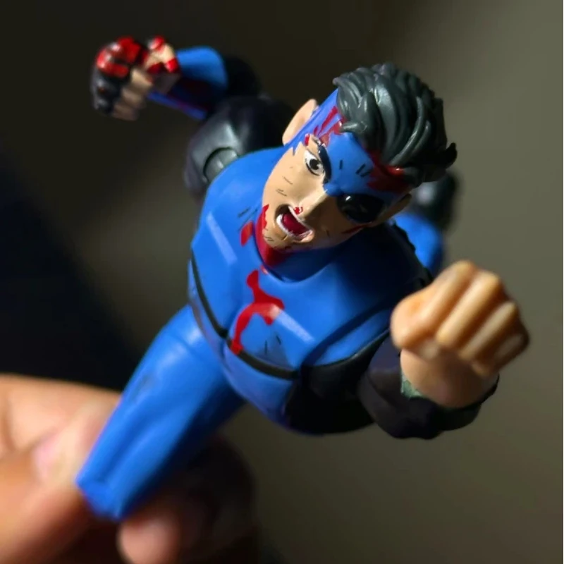 Фото В наличии: Оригинальная фигурка Марка-Непобедимого от Jada Toys, масштаб 1/12, с боевыми повреждениями, лимитированная серия SDCC, для взрослых коллекционеров. №5