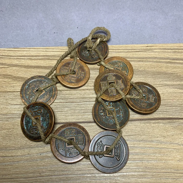 

Старая медная монета Цин, десять императоров