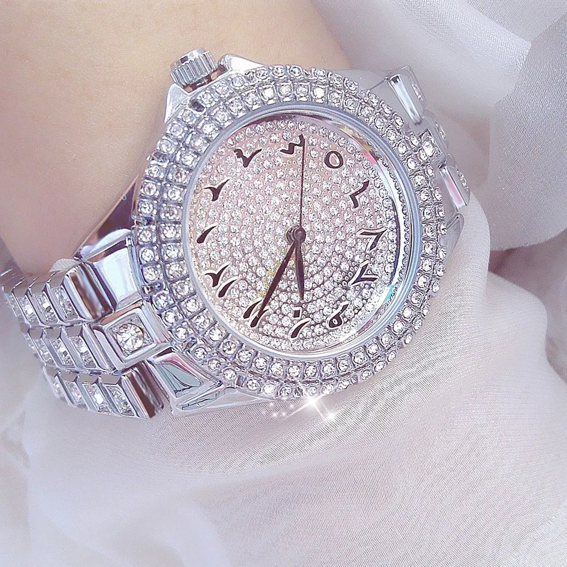 Women Watches Diamond Gold Watch Ladies Wrist Watches Women Clock Rhinestone Women's Bracelet Watches Female Relogio Feminino