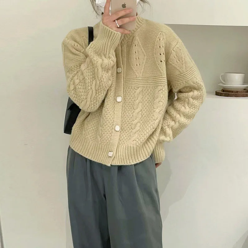Вязаный кардиган в стиле ретро женское осенне-зимнее Новое корейское нижнее
