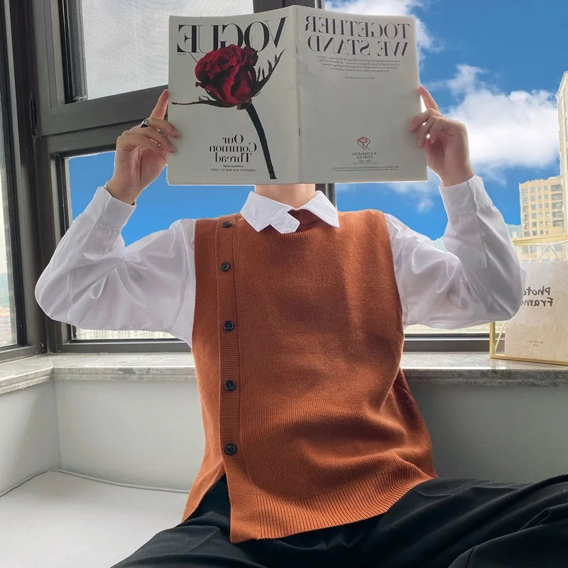 Свитер-жилет мужской простой универсальный с круглым вырезом однотонный без