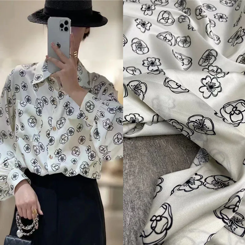 

2022 Модная белая шелковая ткань камелии легкая Роскошная Высококачественная рубашка одежда швейная Богиня Ткань SLIK Yard Дизайнерская одежда