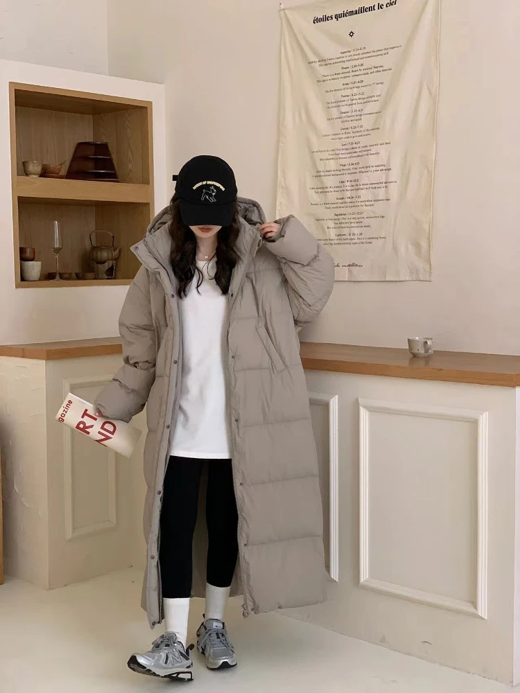 Пуховик женский ультрадлинный утепленный пуховик на белом утином пуху с