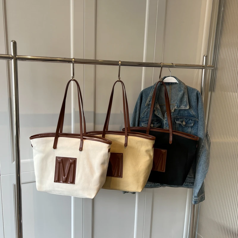 New Leisure Women's Bag For Autumn 2023 High-quality Lightweight Versatile Large Capacity Casual Totes Women Purse And Handbags