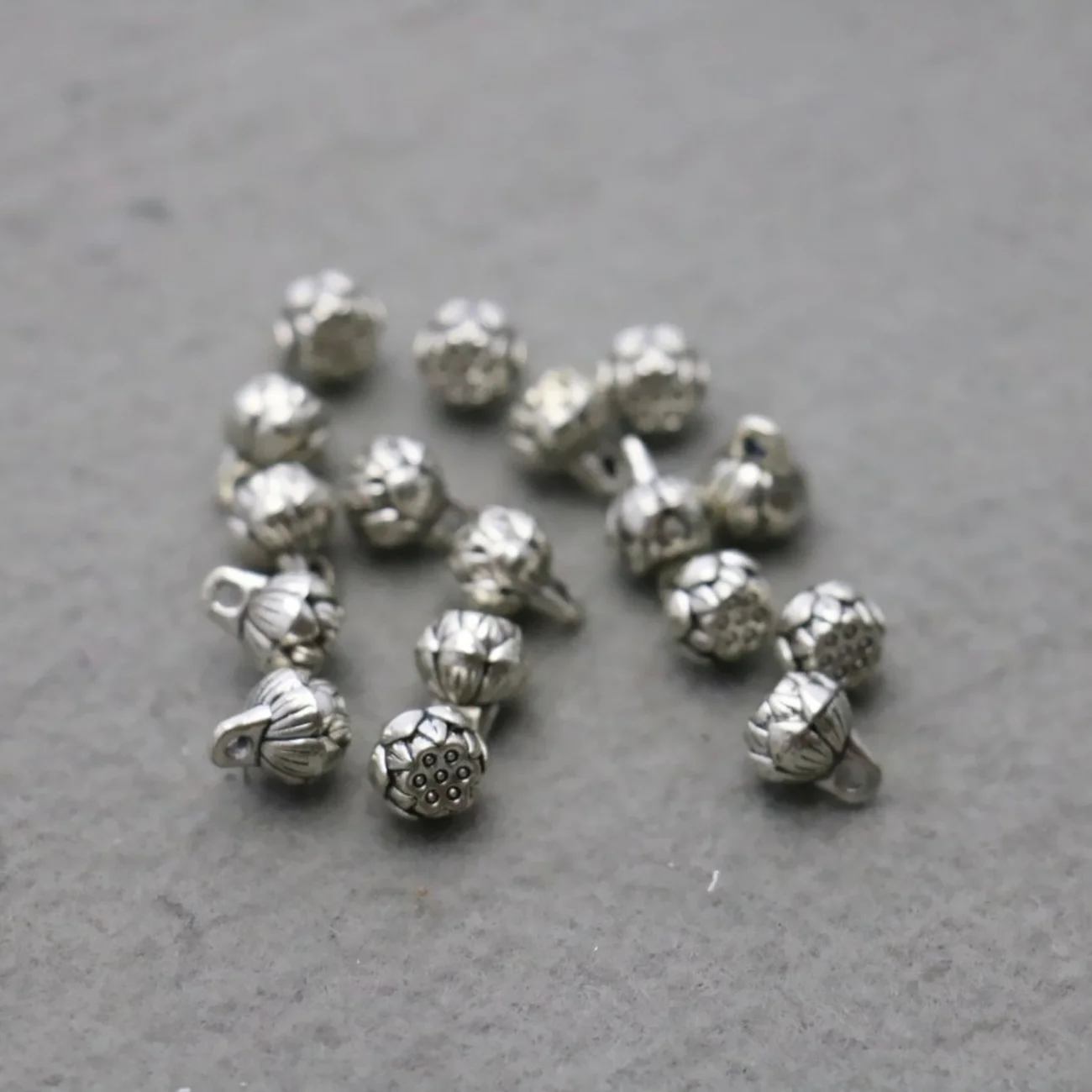 

5PCS Wholesale Hardware Metal Silver-plate Flowers Fittings for Accessory Components Findings 8x10mm Beads for Jewelry Making