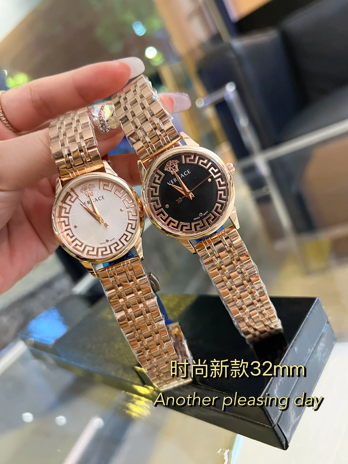 Versace VIRTUS MINI Женские модные кварцевые часы