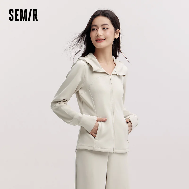 Фото Semir SlimFit куртка мягкая текстура женская весенняя повседневная модная комфортная спортивная стильная универсальная трендовая уютная новинка 2025 №3