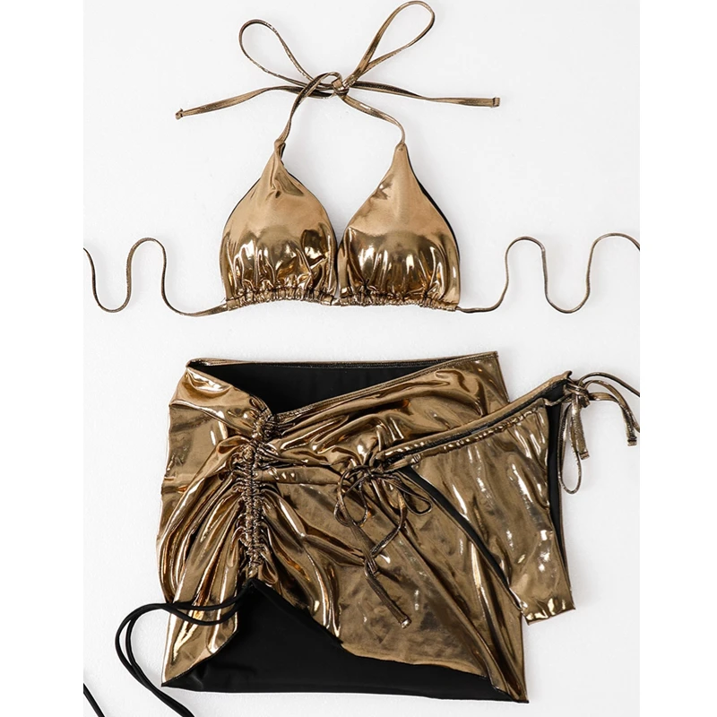 Рисунок 5 - Женский треугольный купальный костюм с лямкой на шее