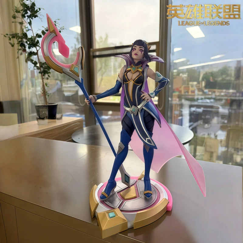 Фото Коллекционная фигурка League of Legends LOL: Фея-проказница Лебланк (S12), лимитированная серия, подарочная серия, украшение №1
