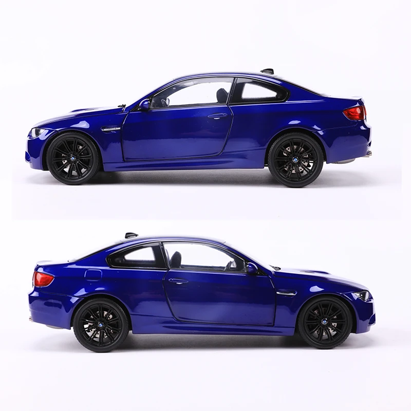 Коллекция литых металлических моделей автомобилей Kyosho 1:18 BMW M3 E92 - купить по