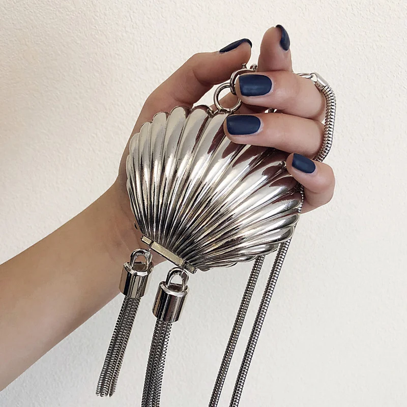 

Женская сумка с металлическим корпусом и цепочкой с кисточками, однотонные мини-сумки на плечо с застежкой, дизайнерская сумка через плечо в европейском и американском стиле