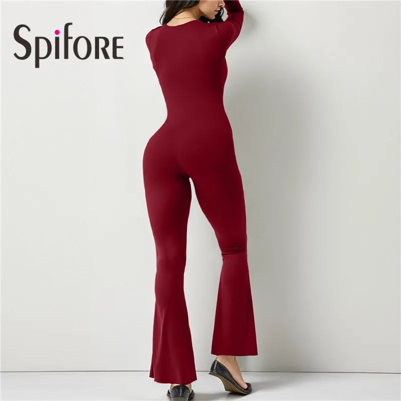 Женский комбинезон с длинным рукавом квадратным вырезом и расклешенными брюками