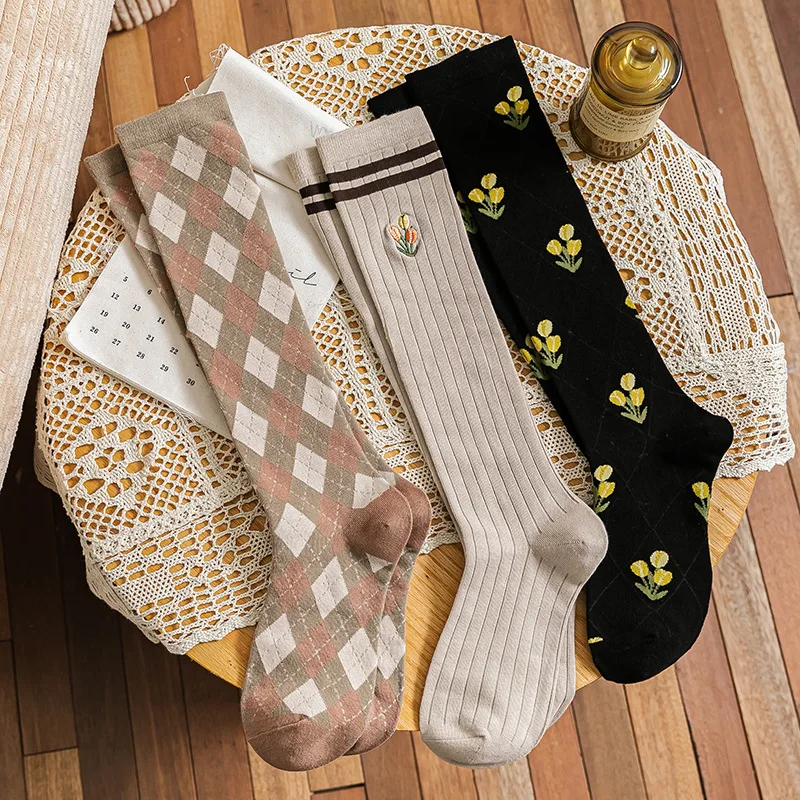 

Curry tulip calf socks women's fall cotton long socks rhombus twist retro tide socks knee-length socks knee high socks