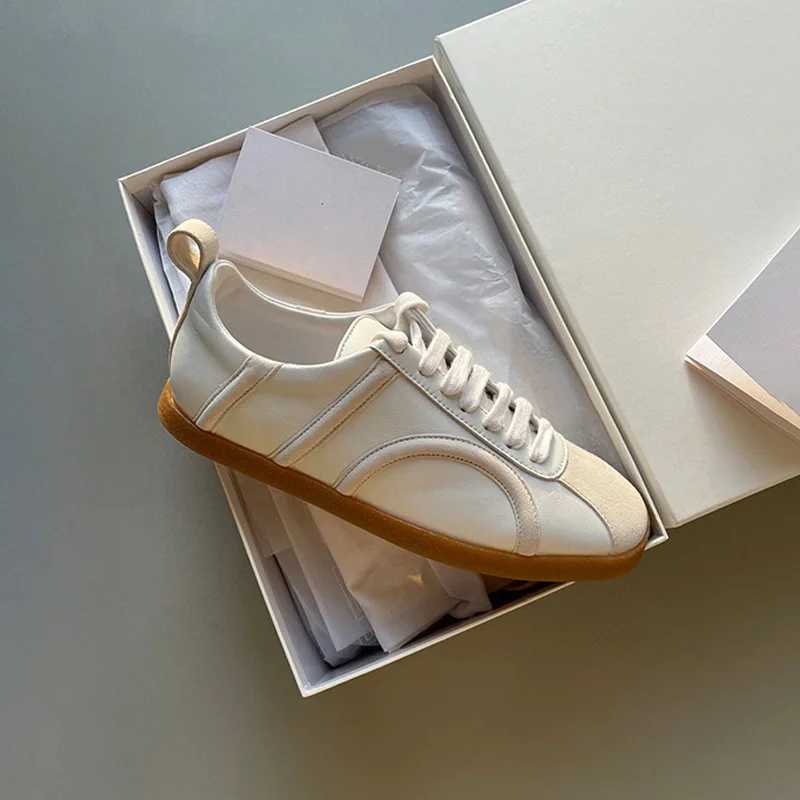 2023 New Style of The Same Vintage German Training Shoes Women's Leather Flat Lace-up Sneakers Casual Versatile Little White