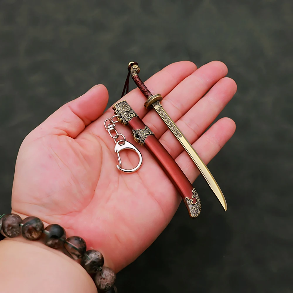 Брелок Братство лезвий 12 см