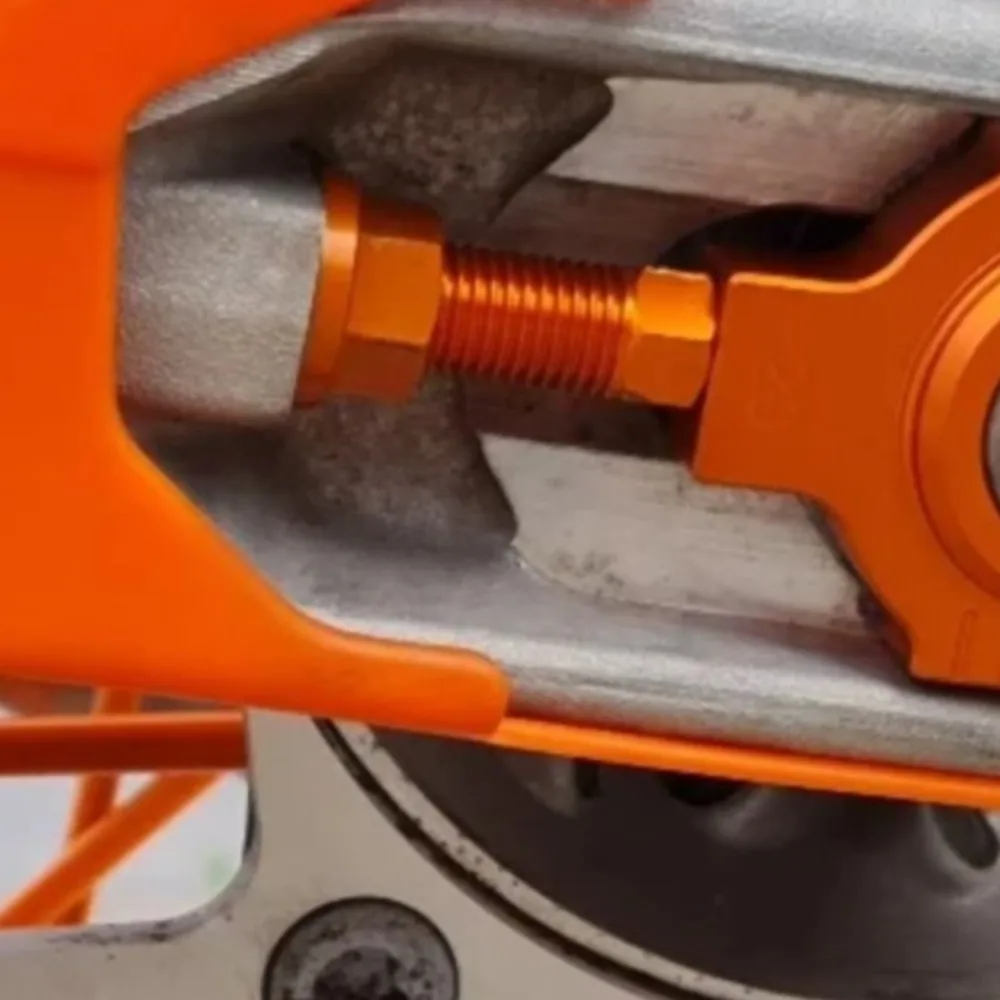 Фото Для KTM 125 250 350 450 530 SX SXF EXC EXC-F XC XCF XCW 125-690 SXS SMCR ENDURO R 2007-2024, задняя цепь, оси, блоки, регулятор, болт №3
