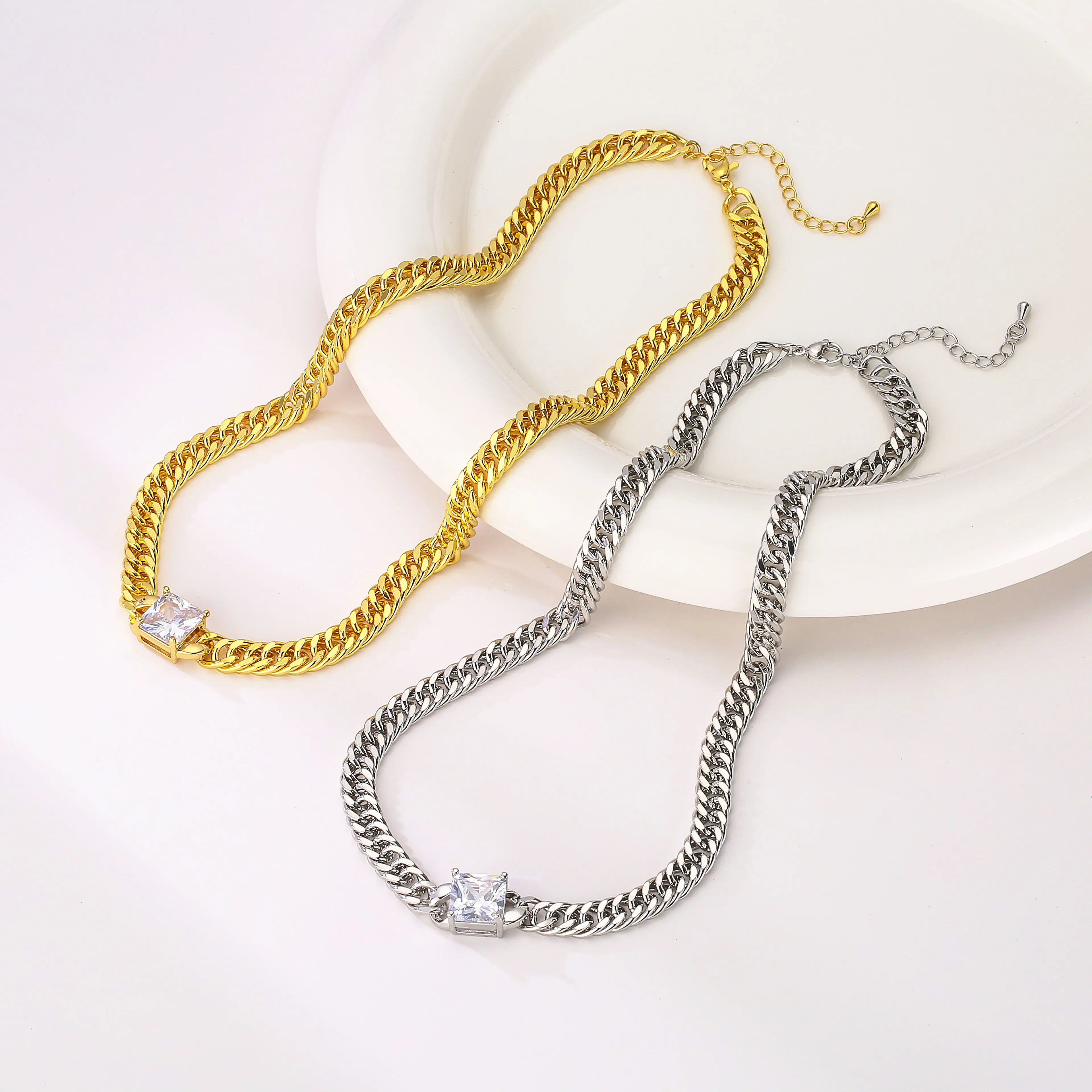 

HECHENG, Chain For Women Bracelet Necklace Jewelry Set,Cubic Zirconia Square Fashion Christma Gifts Charms Wedding