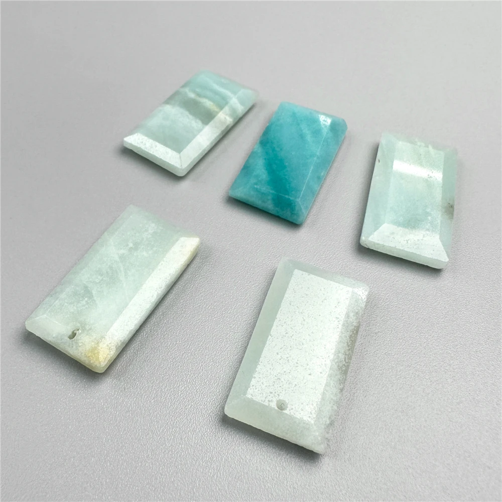 Прямоугольная форма из лабрадорита 13×25 мм