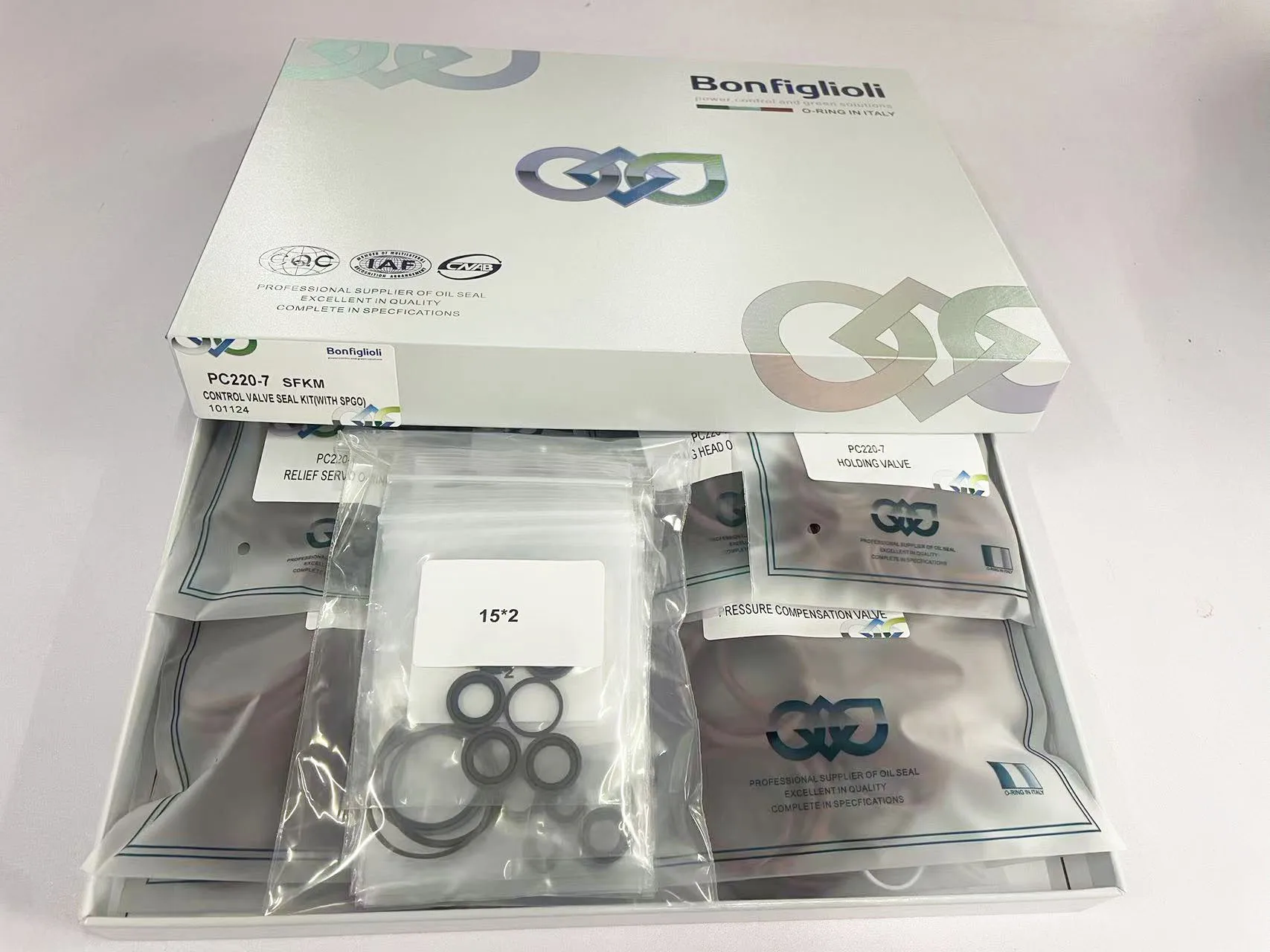 Комплект ремонтных уплотнений регулирующего клапана PC220-7 для деталей