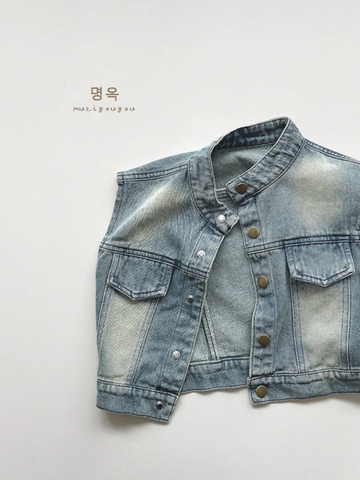 Корейская серия ретро джинсовый жилет 2024 весенняя одежда для детей. Детский