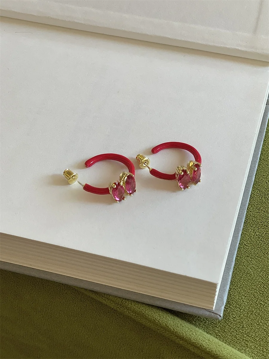 Классический цвет! Розово-зеленые серьги с цирконом контрастного цвета японские