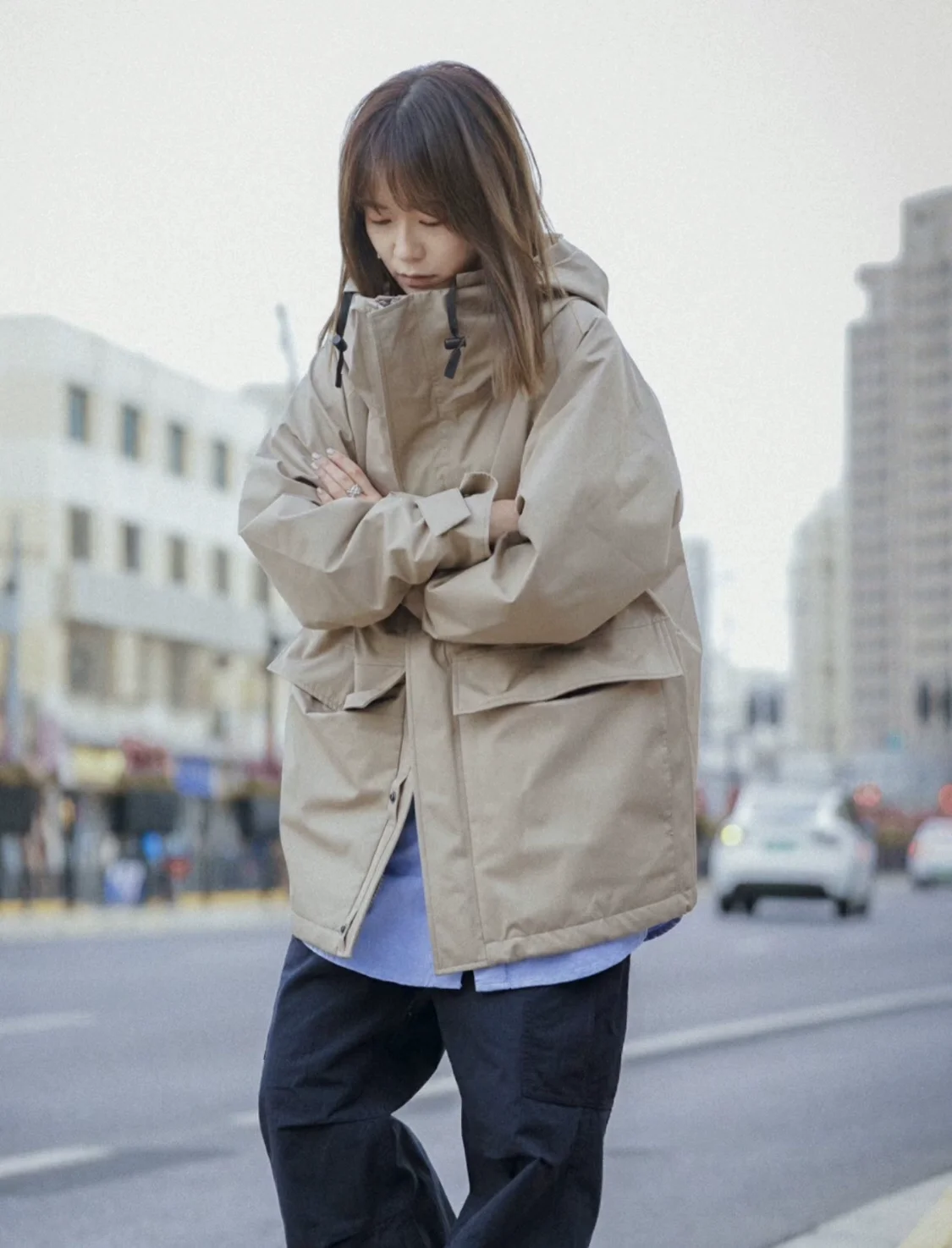 Водонепроницаемая ламинированная куртка с капюшоном для прогулочных