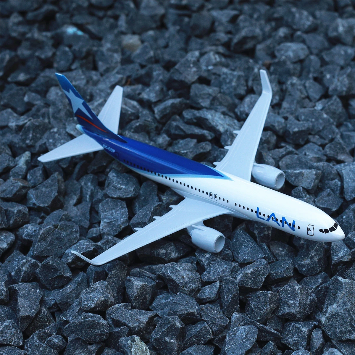 Фото Lan Latam Airlines Масштабная Модель 1/400, Литой Миниатюрный Самолет, Металлическая Игрушка Для Мальчиков №5