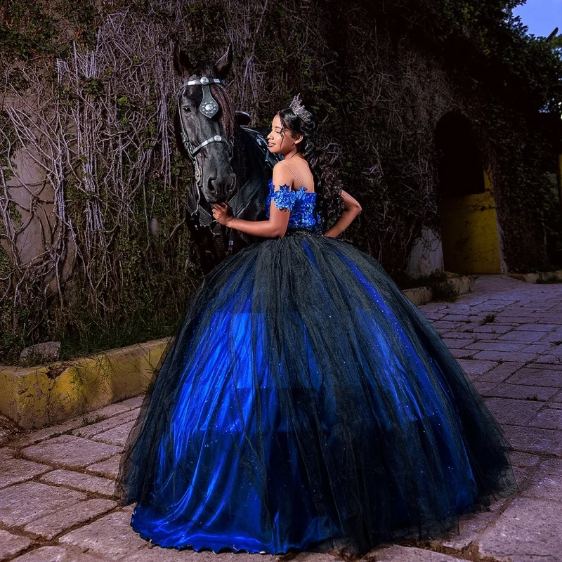 Блестящее королевское синее платье Quinceanera, кружевное блестящее цветочное платье с кристаллами и длинным хвостом, платья de 15, Quinceanera ﻿ Индивидуальный (art.: 3920d2923adfb) - 3920d2923adfb