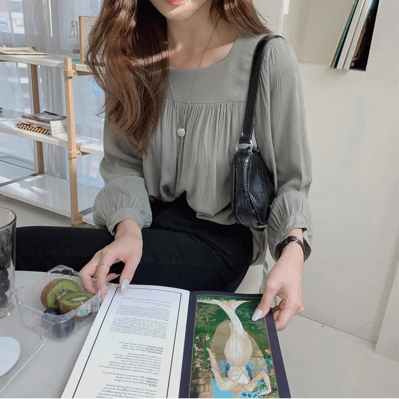 Блузка женская с квадратным вырезом простые нежные однотонные рубашки в