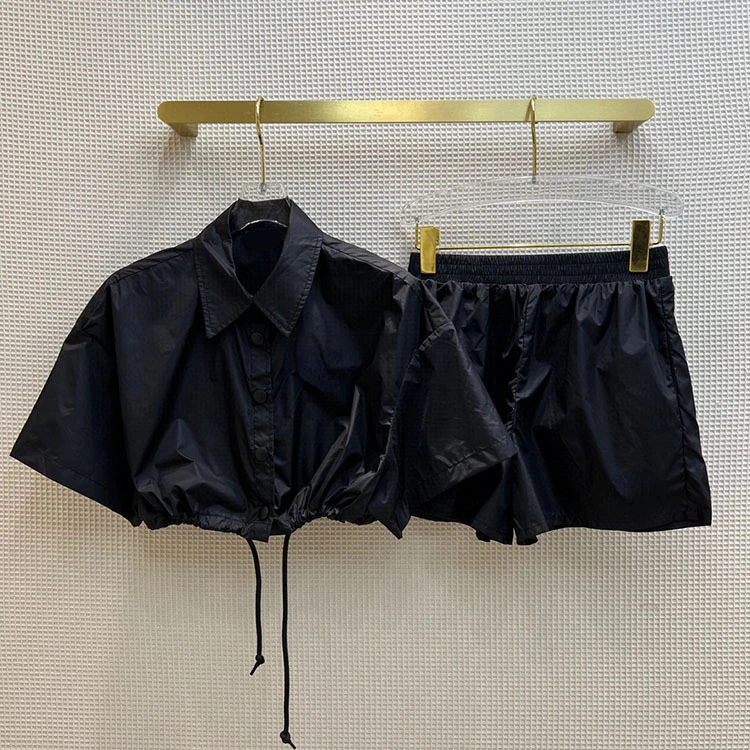 

Casual Sports Suit Cool Lace-up Short Shirt + Elastic Waist Shorts Two-piece High-end Black Short Sleeve Sets Suit for Women