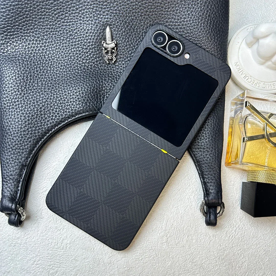 Чехол из натурального углеродного волокна для Samsung Galaxy Z Flip 6 Flip6 Матовый