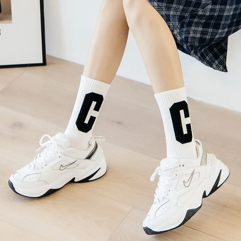 Boneless Hand Stitched Head Color Big Letter Socks Women Autumn and Winter New Tube Cotton Lovers Net Red Tide |
