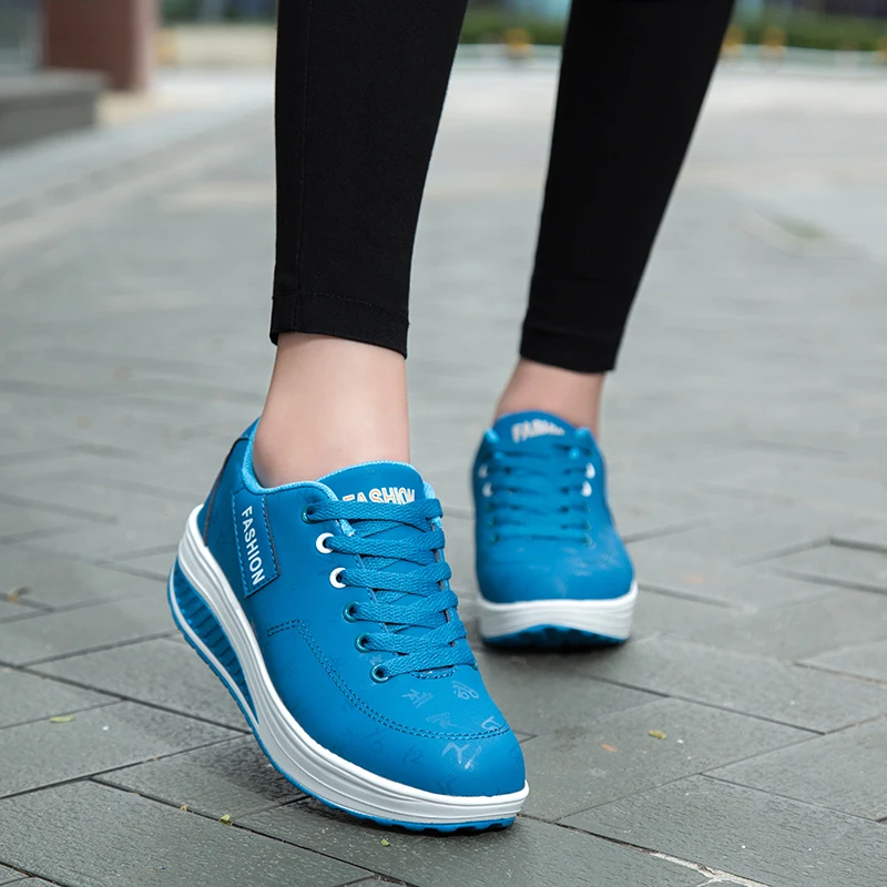 Walking Shoes Women Sneakers Fashion Shake Shoe Sport Comfortable Lightweight Ladies Thick Bottom Casual Footwear Trainers