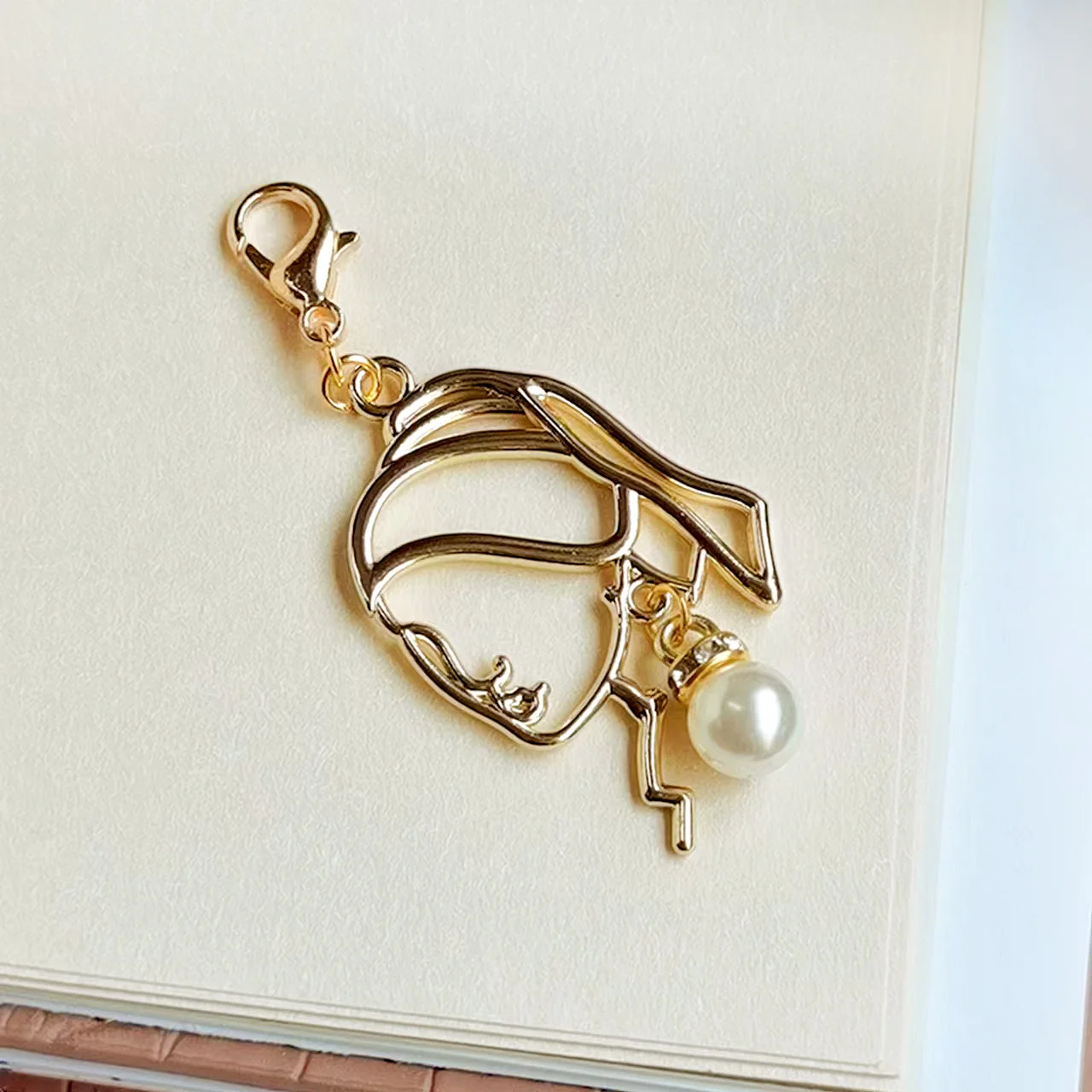 

Блокнотный держатель "Girl Zipper Head"