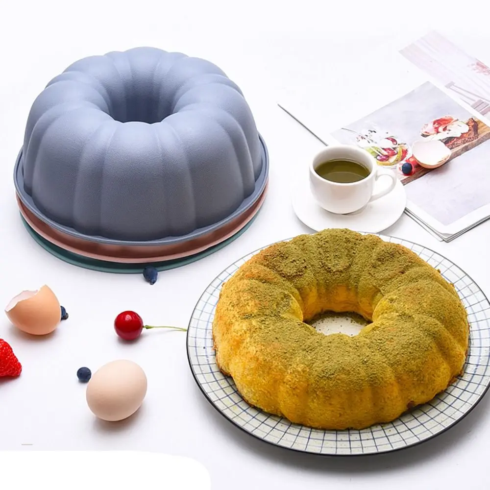 

Кухонная форма для пудинга, антипригарная форма для мусса, силиконовая форма для выпечки, большая форма для булочек и тортов с рифлеными трубками, 9,5 дюйма