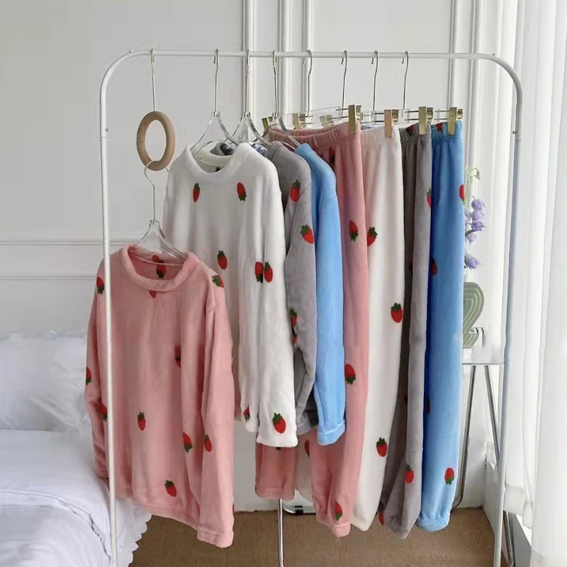 Women's Flannel Pajama Suit Cartoon Cute Winter Thickened Warm Long Sleeve Pajamas Round Collar Pullover Wear Household Clothes