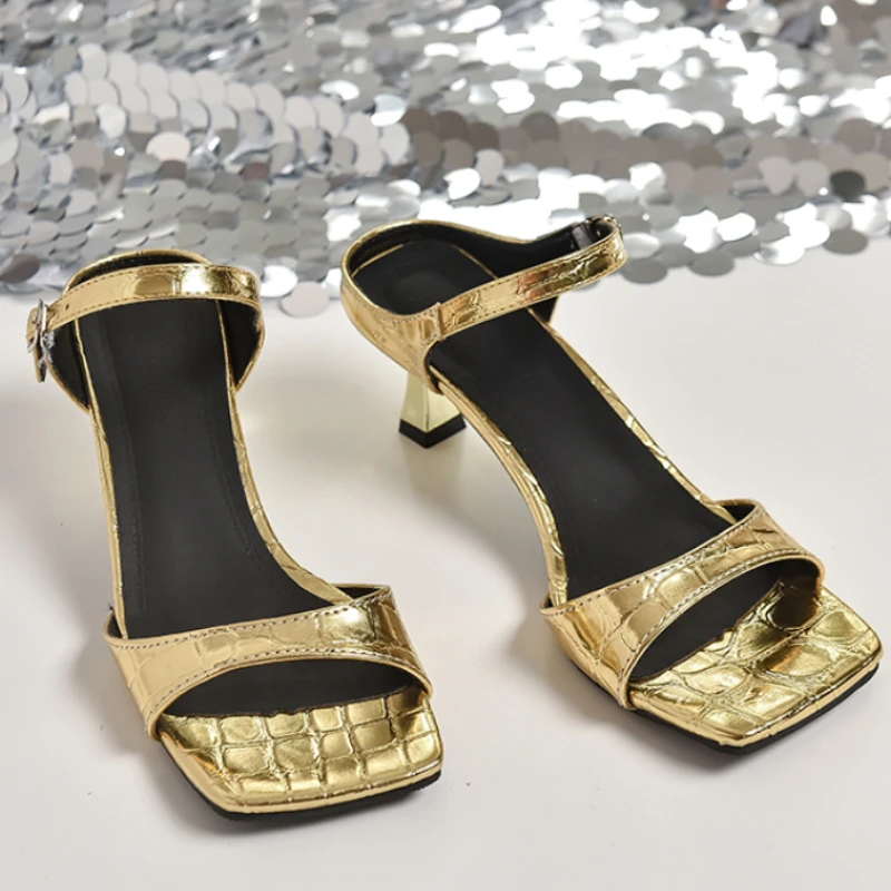 

Женские модные современные тапочки, летняя дышащая уличная простая обувь принцессы с квадратным носком, однотонная женская обувь, 2023