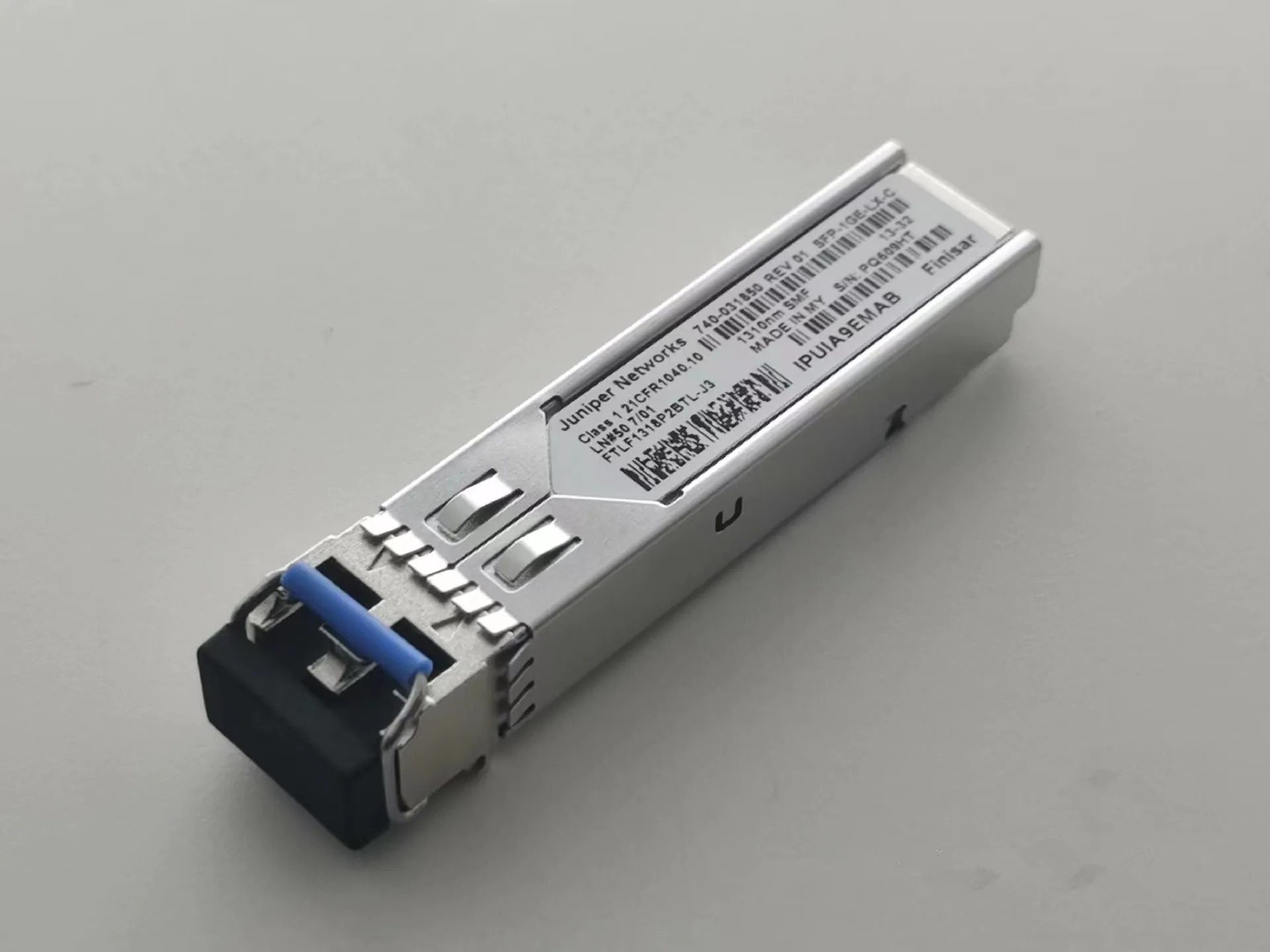 Juniper SFP-1GE-LX-C 740-031850 FTLF1318P2BTL-J3 1310NM 10KM SFP волоконно-оптический