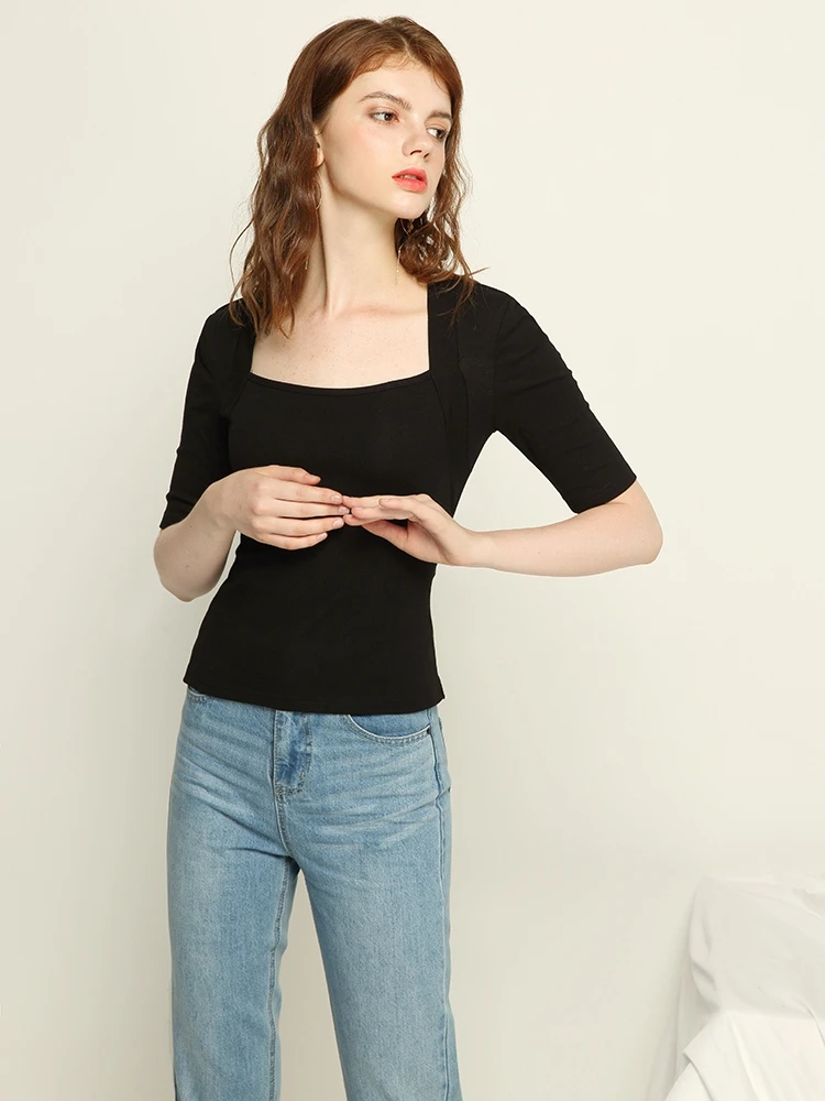 Облегающая футболка в стиле ретро с квадратным воротником и рукавами пять